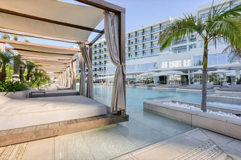 Iliada Beach Hotel, Protaras — beachfront hotel photo 10
